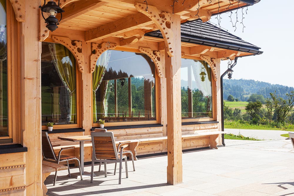 WOLSKI - okna -  produkcja drewnianej stolarki otworowej - produkcja drewnianych okien i drzwi.