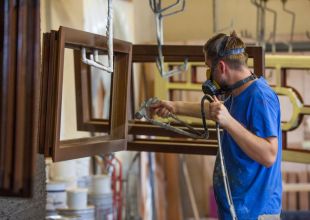 WOLSKI - okna - produkcja drewnianej stolarki otworowej - produkcja drewnianych okien i drzwi.